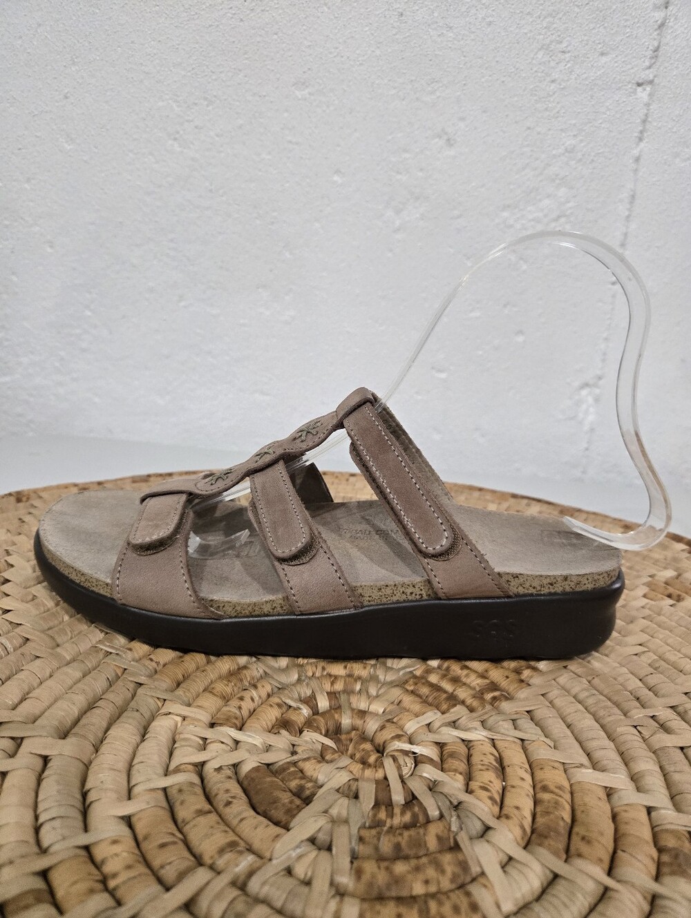 SAS Tan Strappy Sandals 7 - Picture 3 of 8